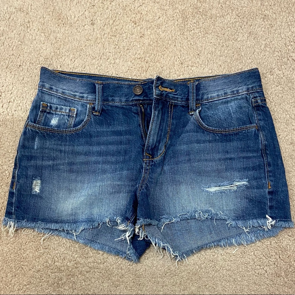 Diva Distressed jean shorts